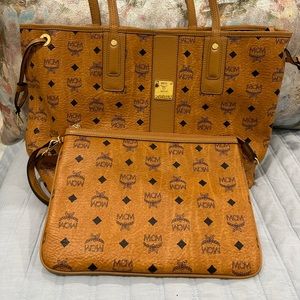 MCM Medium Liz Reversible Shopper